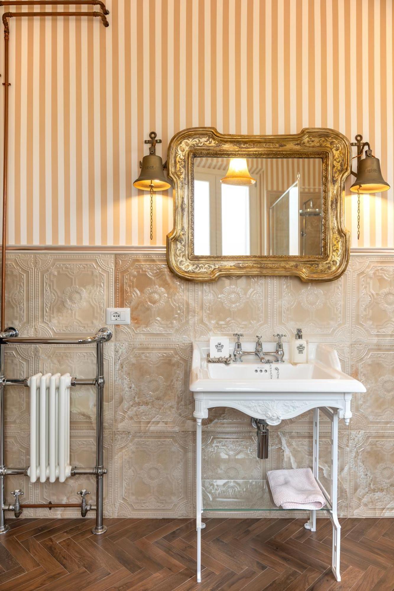 מלון Regal House Anzio Terrazzo מראה חיצוני תמונה